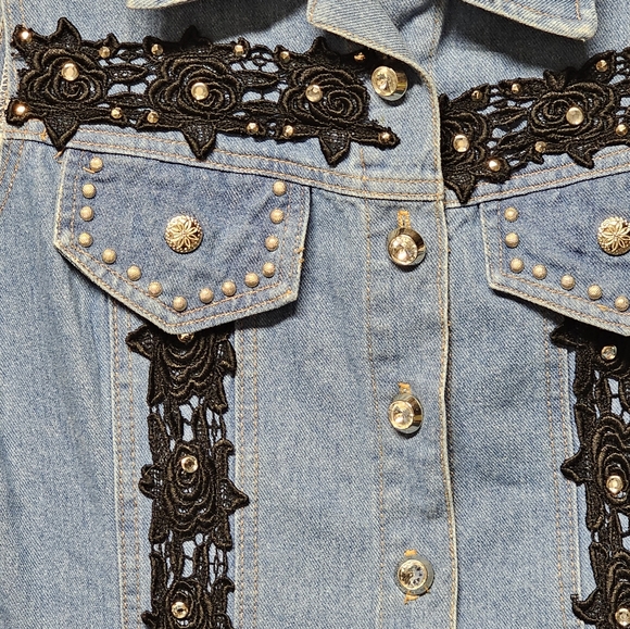 Vintage Green Field Embellished & Embroidered Denim Button Up size Small - Picture 4 of 6